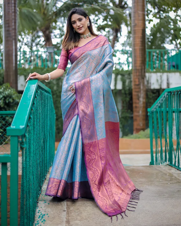 Sea_Blue_Kanjivaram_Silk_Saree_With_Copper_Zari_Work_With_Blouse_Piece_Attached